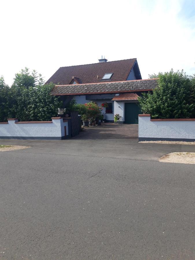 Ferienwohnung May Seiwerath Bagian luar foto